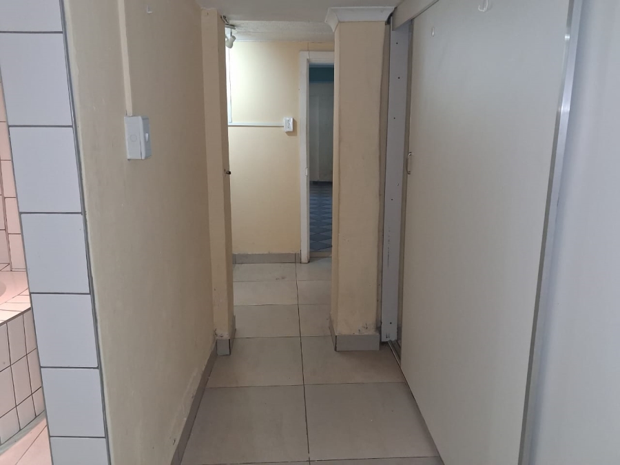 To Let 1 Bedroom Property for Rent in Summerpride Eastern Cape